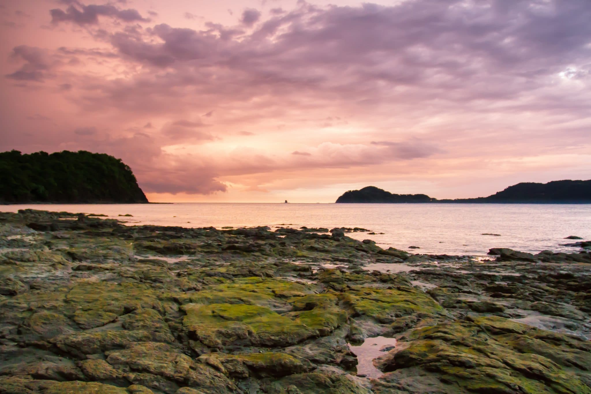 Costa Rica: lakes and volcanoes